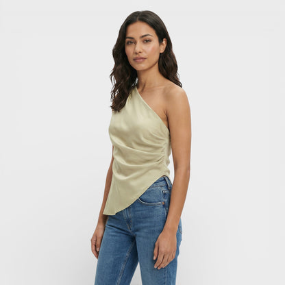 Top Cleo